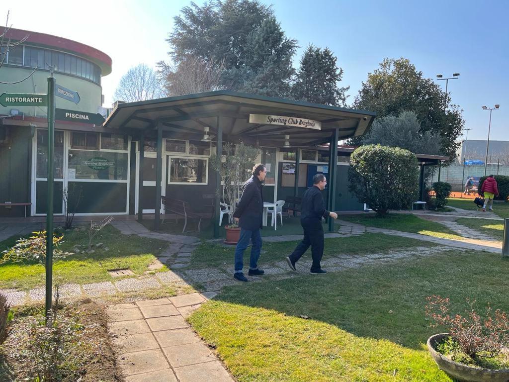Hotel Sporting Brugherio Kültér fotó