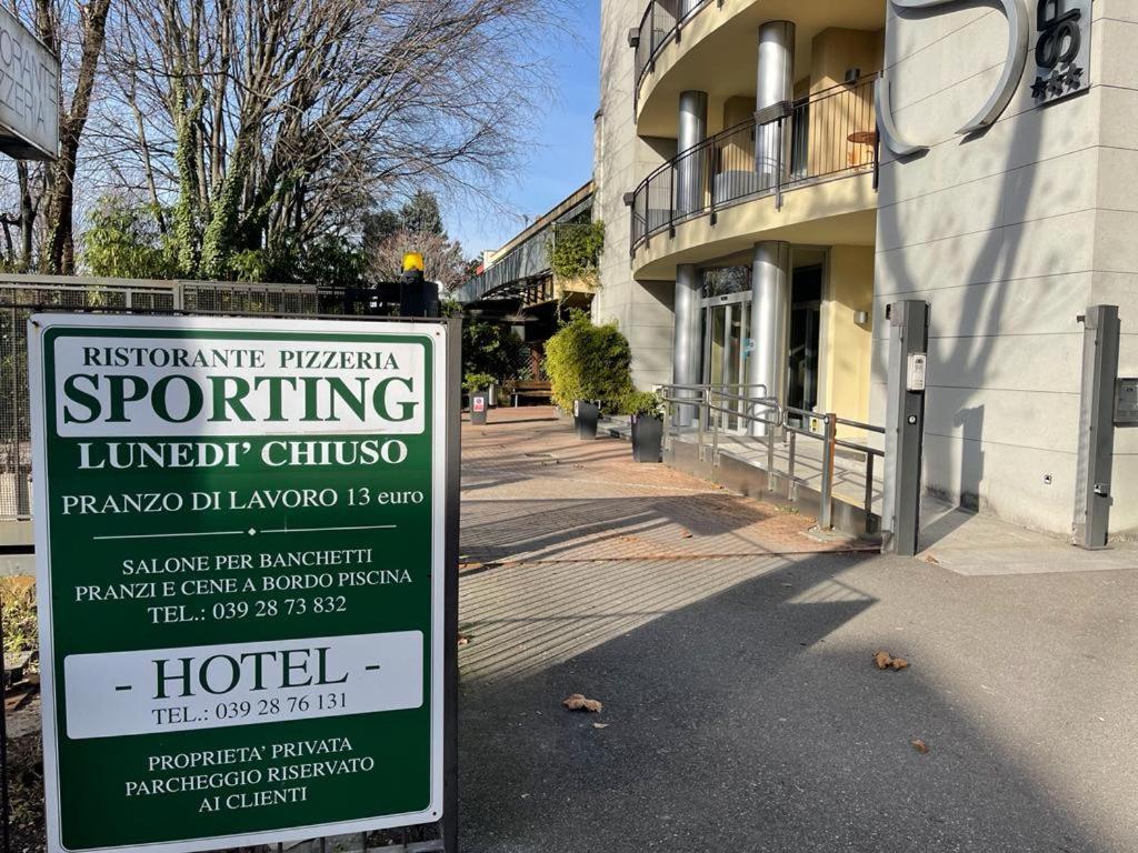 Hotel Sporting Brugherio Kültér fotó