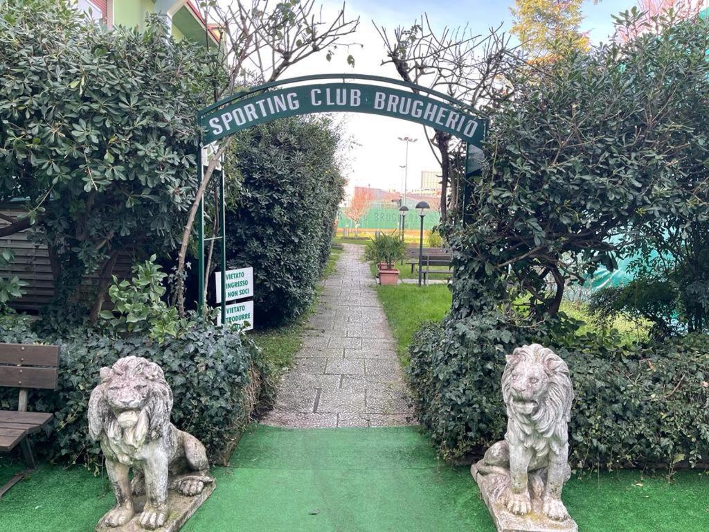 Hotel Sporting Brugherio Kültér fotó