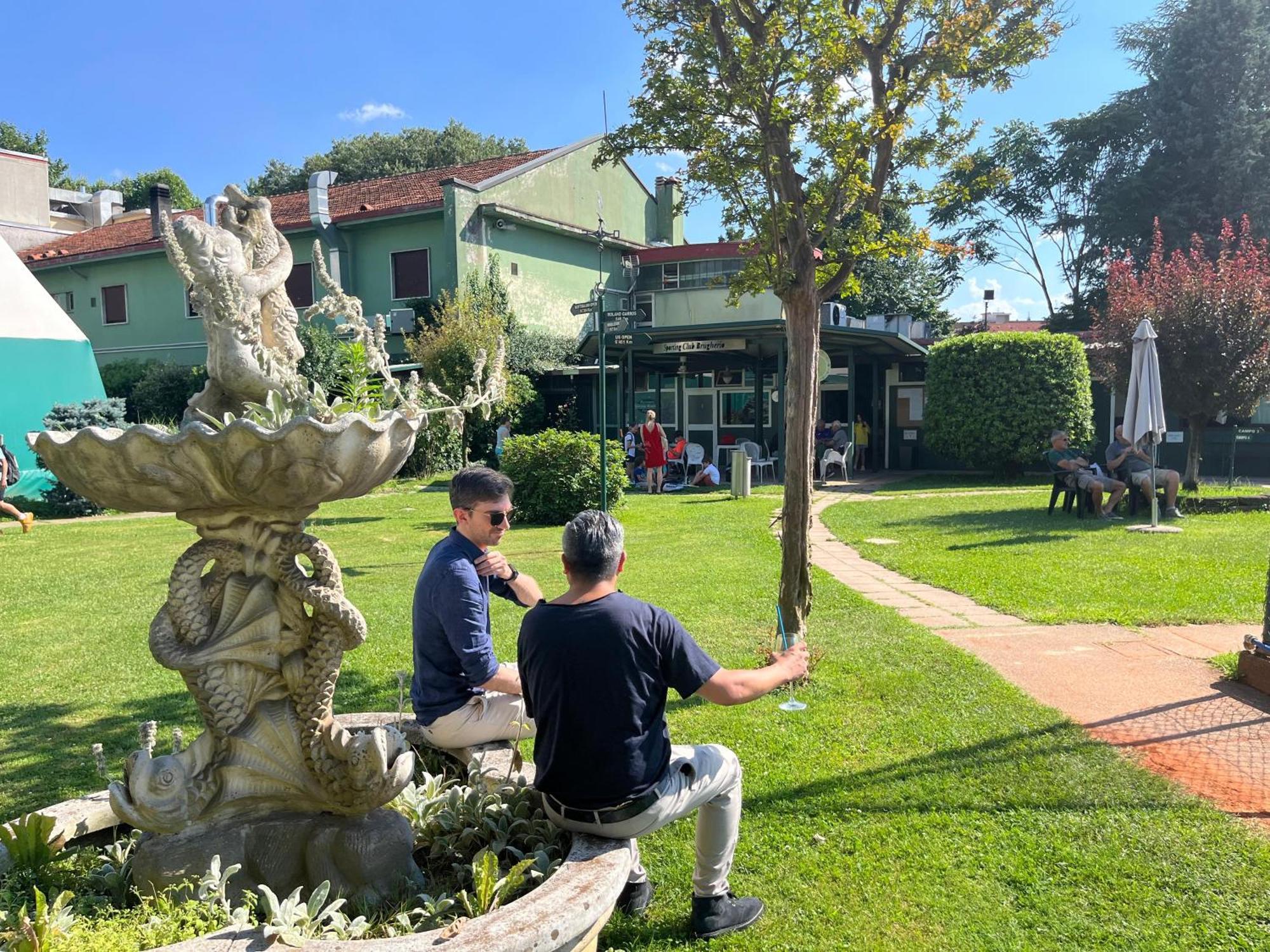 Hotel Sporting Brugherio Kültér fotó